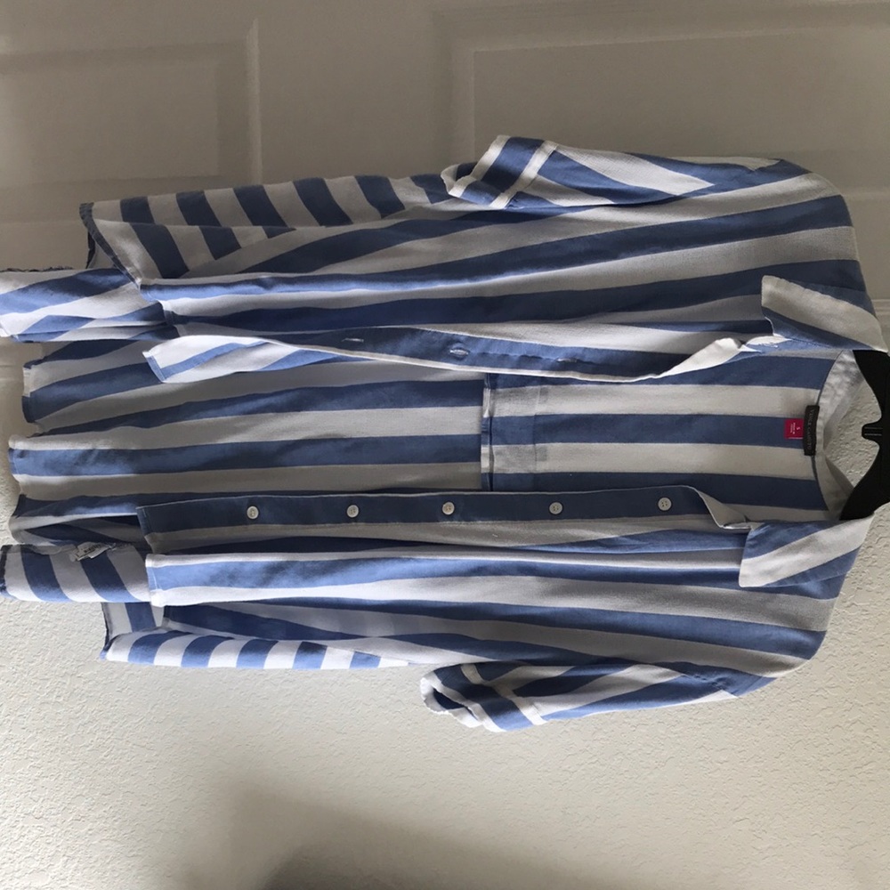 Stripes long back blue and white pattern